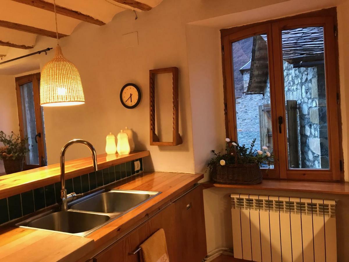 Casa Mingot Sxvi Anciles Benasque Apartment Bagian luar foto